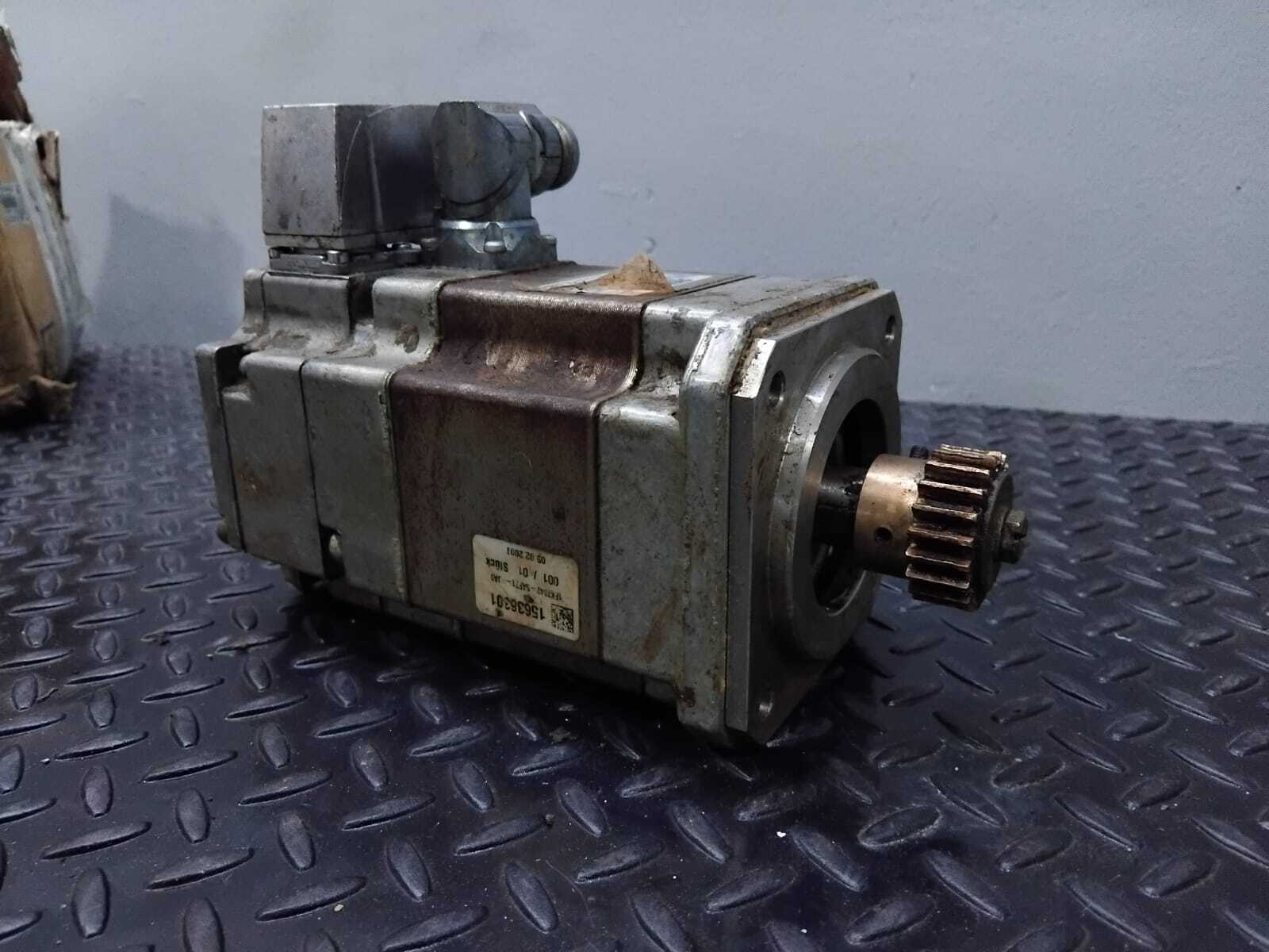 Servomotores AC vs DC: diferencias técnicas y guía de mantenimiento para la industria