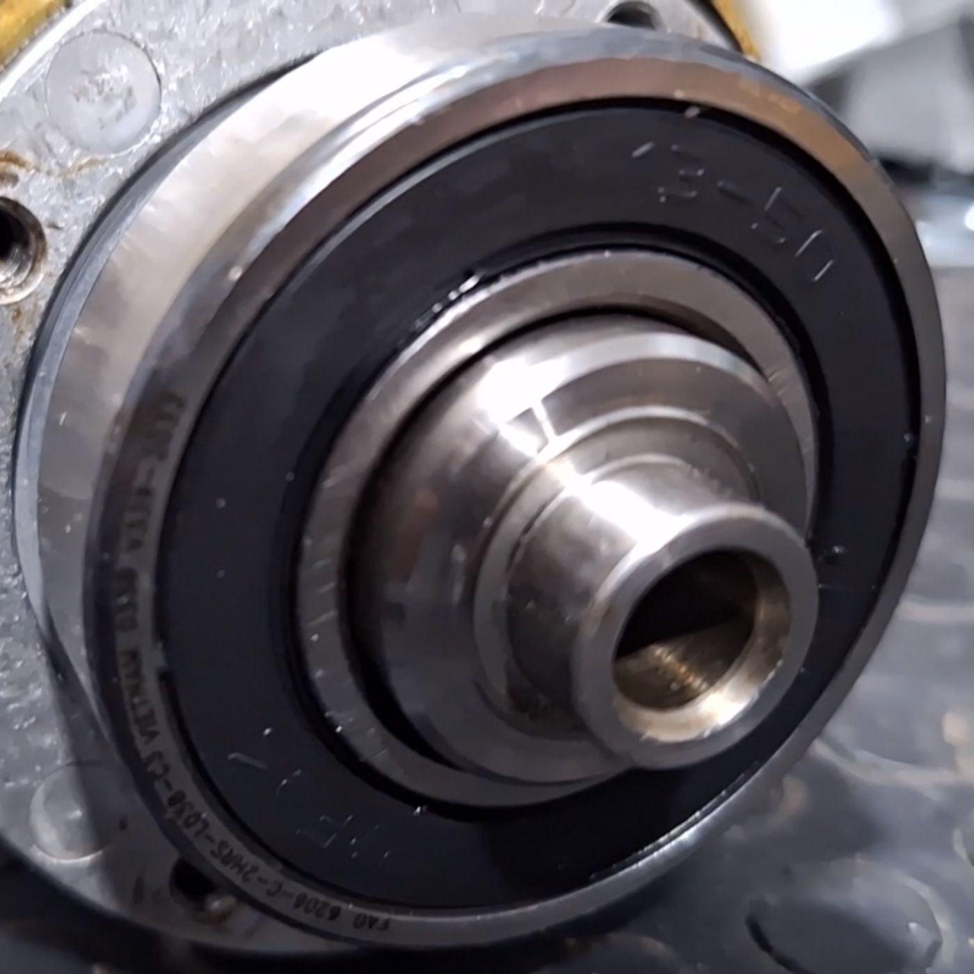 Señales tempranas de falla en rodamientos del servomotor